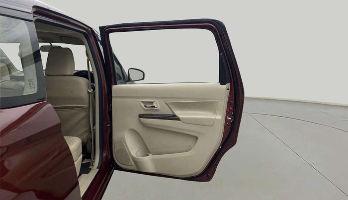 2019 Maruti Ertiga ZXI+ SHVS, Petrol, Manual, 92,689 km, RHS Rear Door