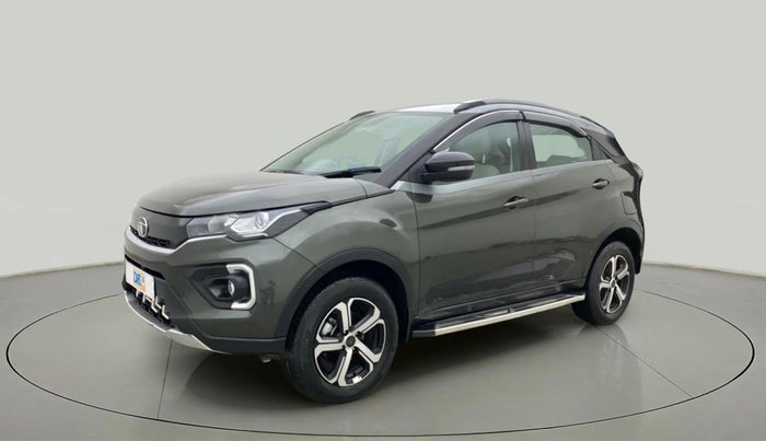2023 Tata NEXON XZA PLUS LUX SUNROOF DUAL TONE PETROL, Petrol, Automatic, 39,824 km, Left Front Diagonal