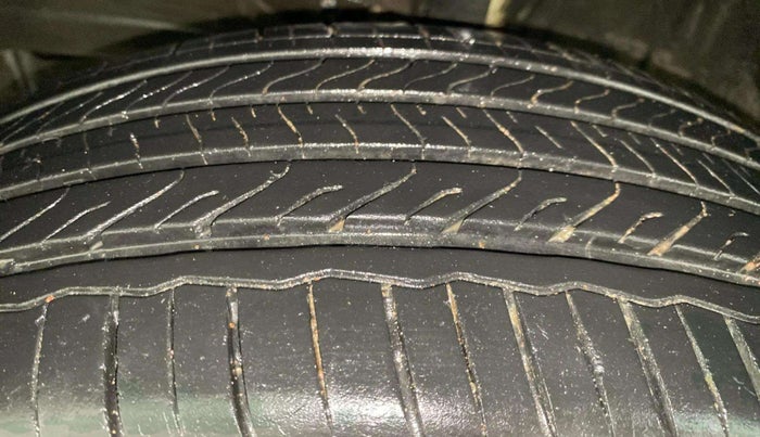 2023 Maruti FRONX DELTA PLUS 1.2MT, Petrol, Manual, 16,571 km, Left Front Tyre Tread