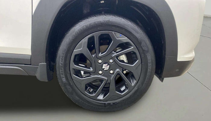 2023 Maruti FRONX DELTA PLUS 1.2MT, Petrol, Manual, 16,571 km, Right Front Wheel