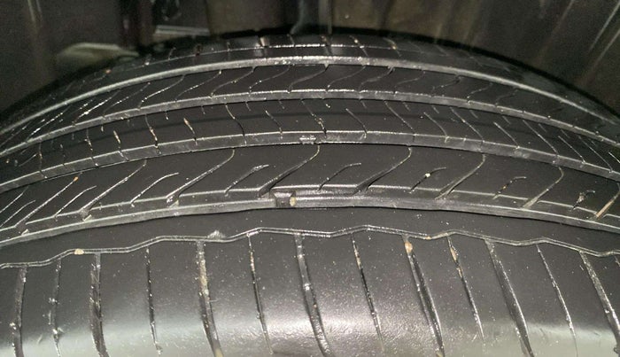 2023 Maruti FRONX DELTA PLUS 1.2MT, Petrol, Manual, 16,571 km, Right Rear Tyre Tread