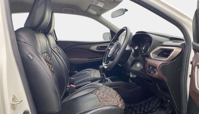 2023 Maruti FRONX DELTA PLUS 1.2MT, Petrol, Manual, 16,571 km, Right Side Front Door Cabin