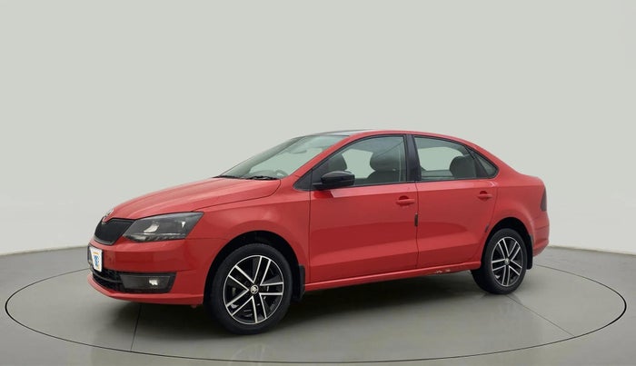 2018 Skoda Rapid STYLE 1.6 MPI AT, Petrol, Automatic, 27,718 km, Left Front Diagonal