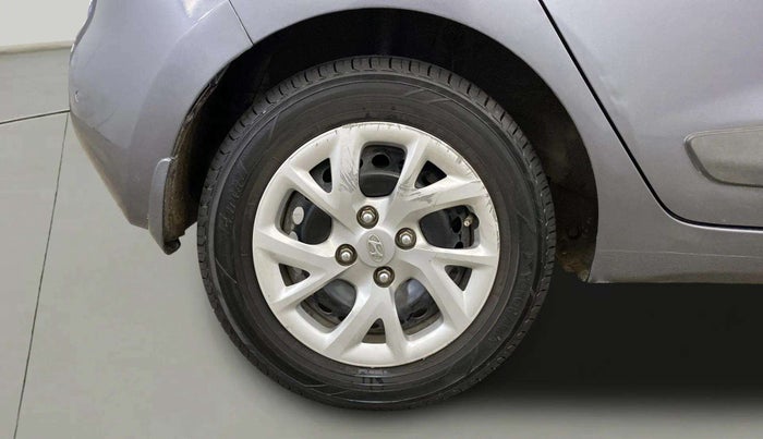 2018 Hyundai Grand i10 SPORTZ 1.2 KAPPA VTVT, Petrol, Manual, 53,997 km, Right Rear Wheel