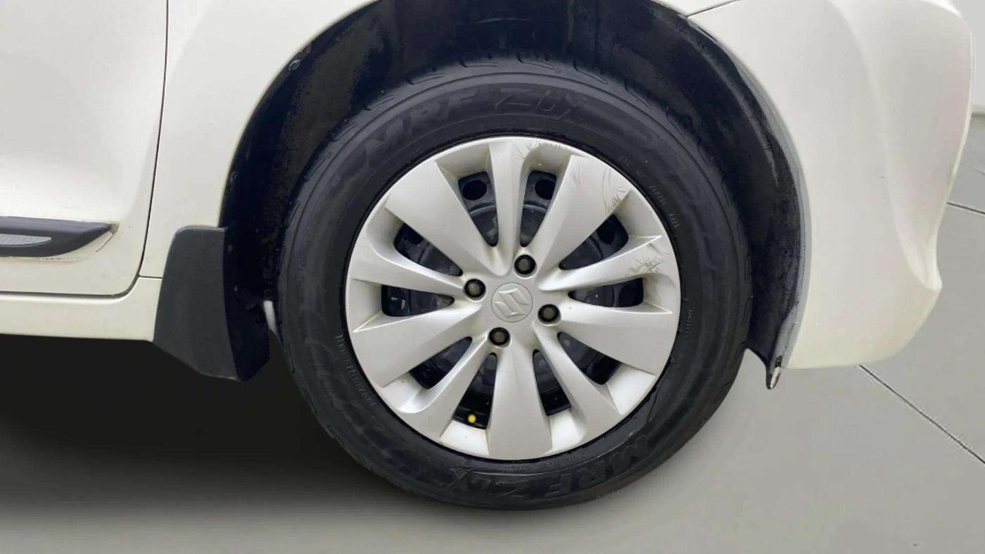 2018 Maruti Baleno DELTA PETROL 1.2, Petrol, Manual, 62,287 km, Right Front Wheel