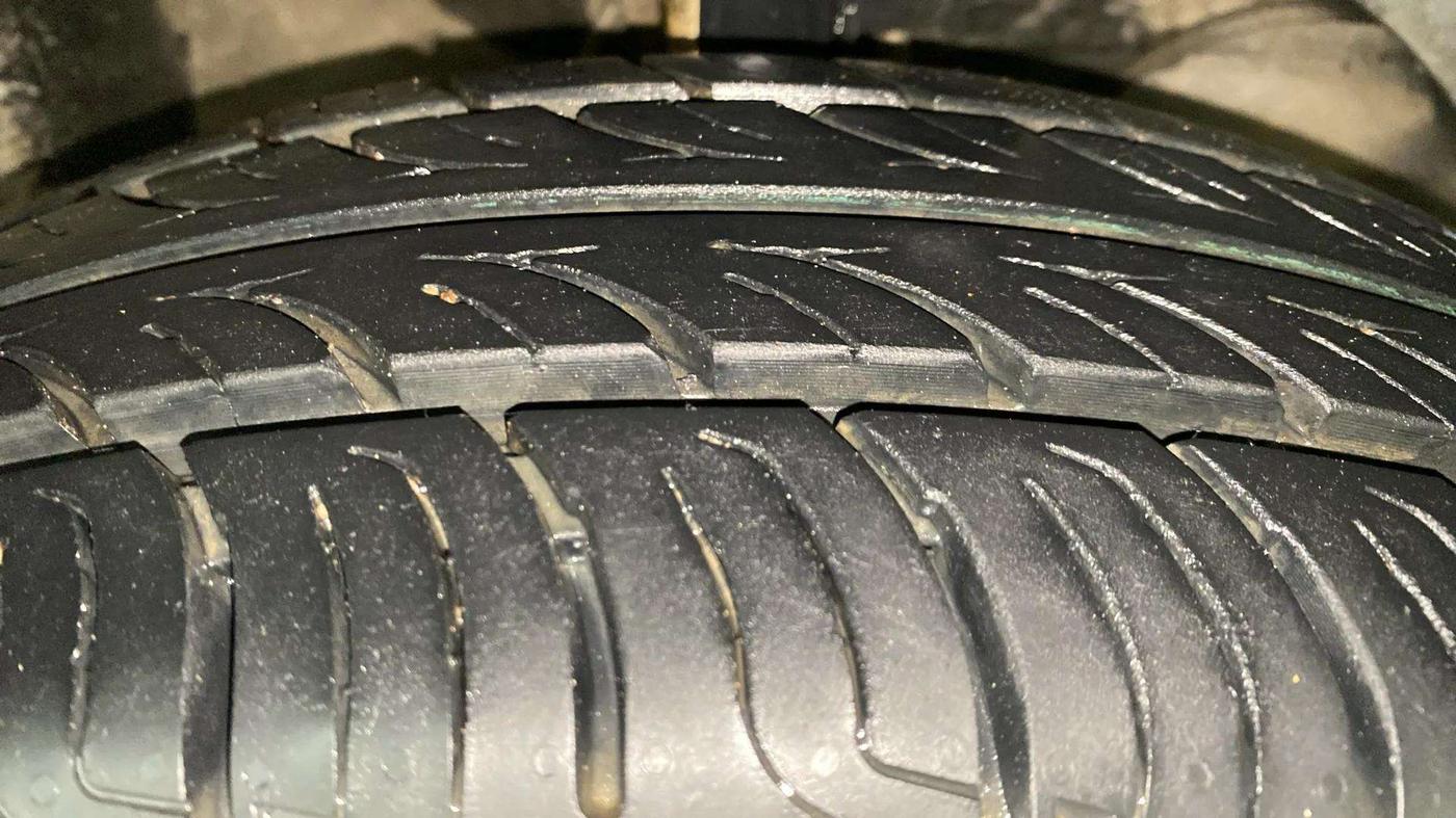 2018 Maruti Baleno DELTA PETROL 1.2, Petrol, Manual, 62,287 km, Right Front Tyre Tread