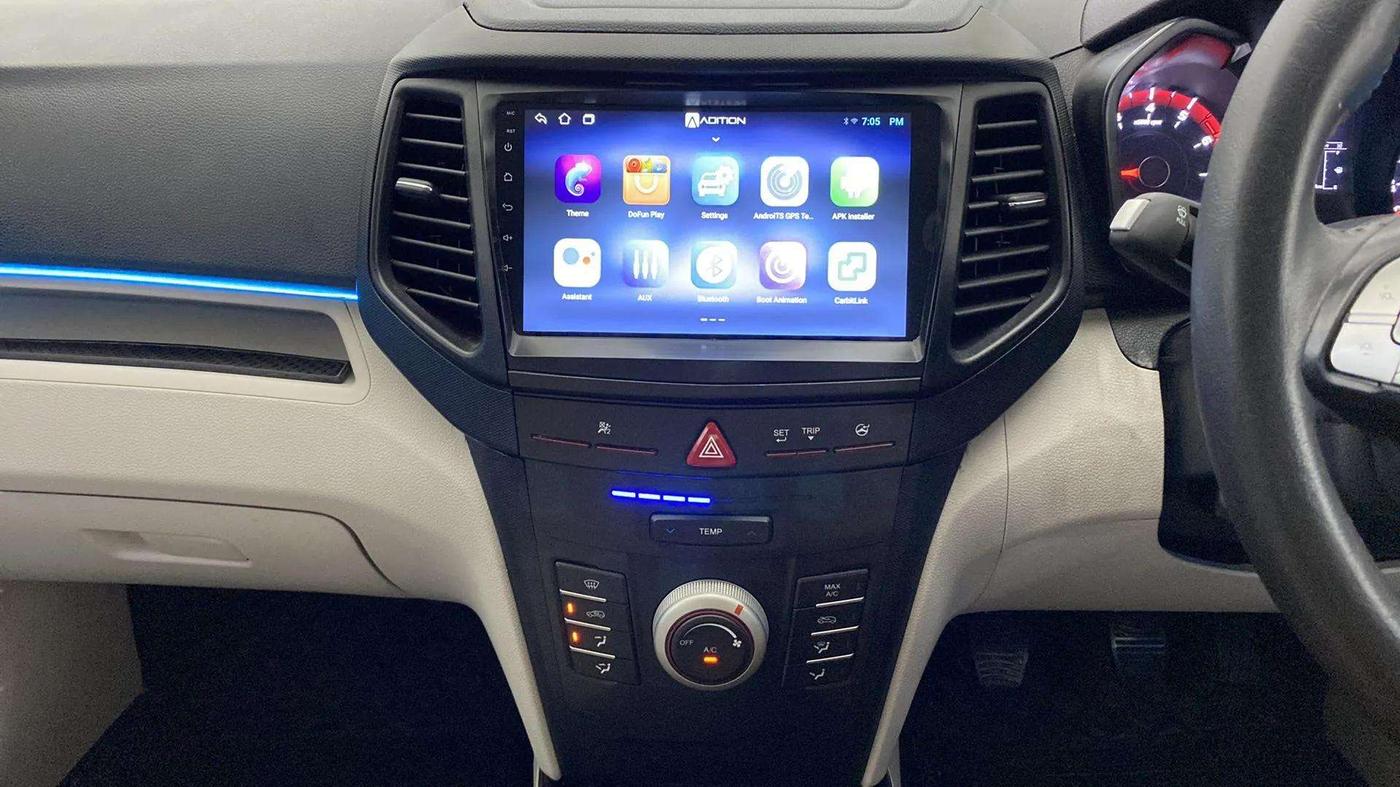 2020 Mahindra XUV300 W4 1.2 PETROL, Petrol, Manual, 20,148 km, Air Conditioner
