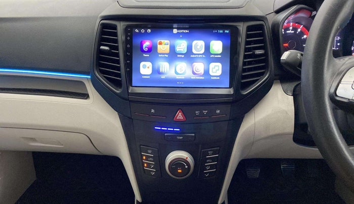 2020 Mahindra XUV300 W4 1.2 PETROL, Petrol, Manual, 20,148 km, Air Conditioner