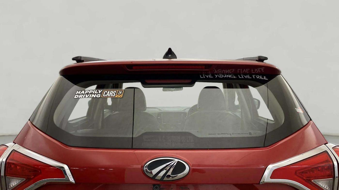 2020 Mahindra XUV300 W4 1.2 PETROL, Petrol, Manual, 20,148 km, Rear Windshield