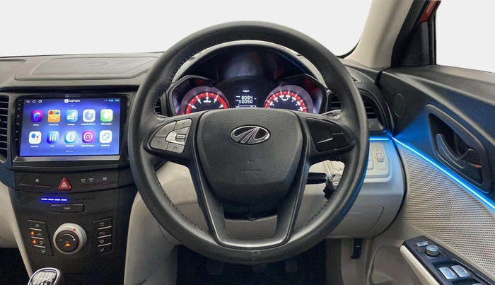 2020 Mahindra XUV300 W4 1.2 PETROL, Petrol, Manual, 20,148 km, Steering Wheel Close Up