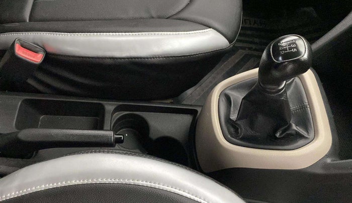 2018 Hyundai Xcent E+, Petrol, Manual, 42,470 km, Gear Lever