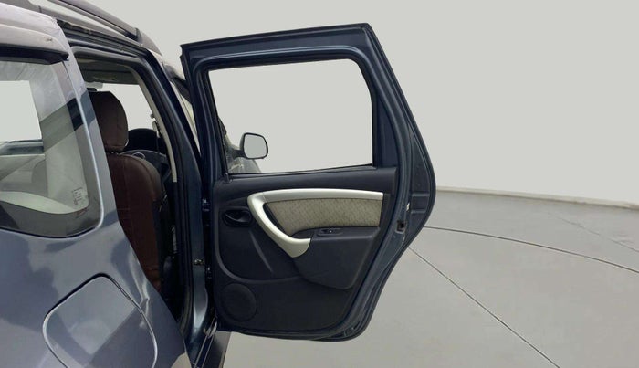 2013 Renault Duster RXL PETROL, Petrol, Manual, 90,416 km, RHS Rear Door