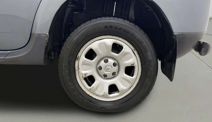 2013 Renault Duster RXL PETROL, Petrol, Manual, 90,416 km, Left Rear Wheel