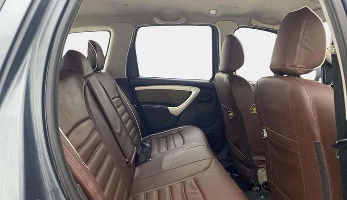2013 Renault Duster RXL PETROL, Petrol, Manual, 90,416 km, Right Side Rear Door Cabin