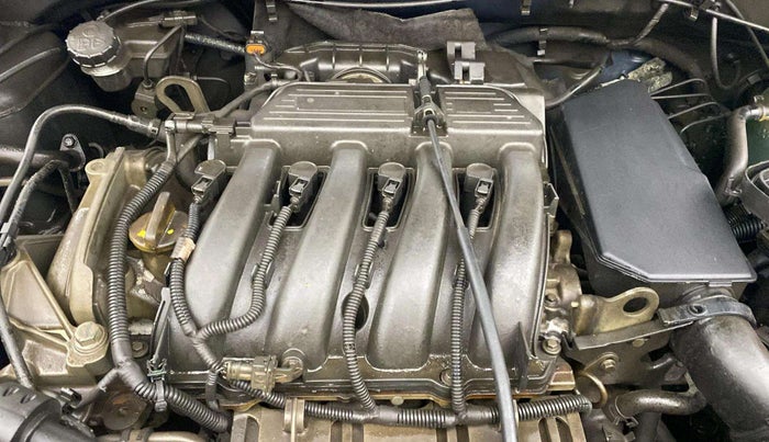 2013 Renault Duster RXL PETROL, Petrol, Manual, 90,416 km, Engine View