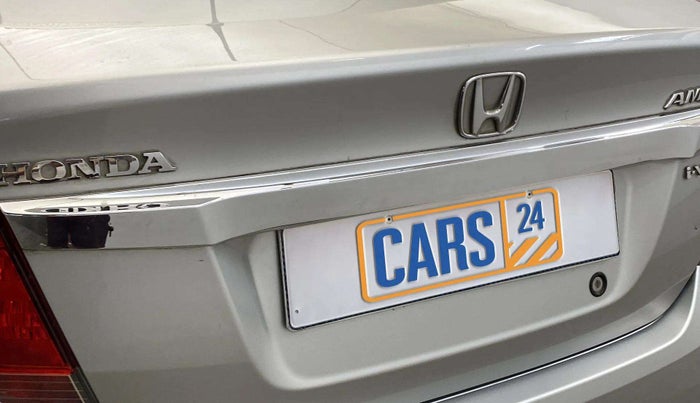 2014 Honda Amaze 1.2L I-VTEC S, Petrol, Manual, 53,718 km, Dicky (Boot door) - Minor scratches