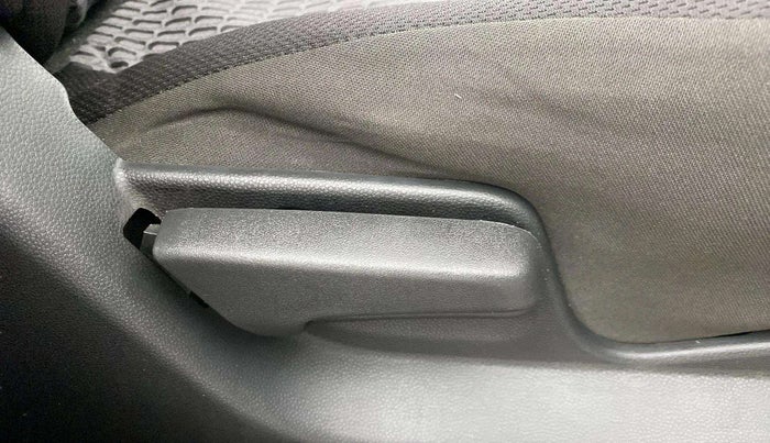 2014 Maruti Ritz VXI, Petrol, Manual, 61,983 km, Driver Side Adjustment Panel