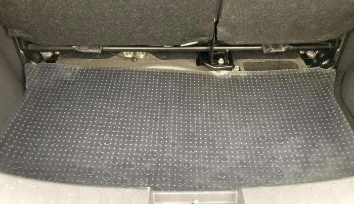 2014 Maruti Ritz VXI, Petrol, Manual, 61,983 km, Boot Inside