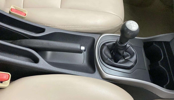 2019 Honda City 1.5L I-VTEC V MT, Petrol, Manual, 53,143 km, Gear Lever