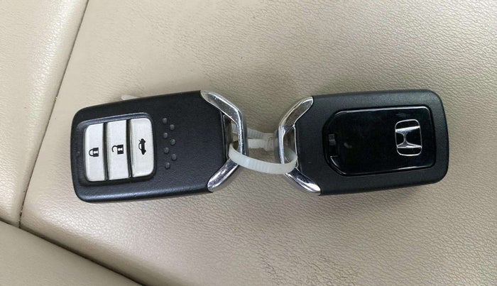 2019 Honda City 1.5L I-VTEC V MT, Petrol, Manual, 53,143 km, Key Close Up