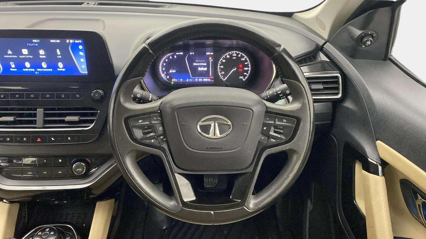 2022 Tata Safari XZ PLUS, Diesel, Manual, 66,755 km, Steering Wheel Close Up