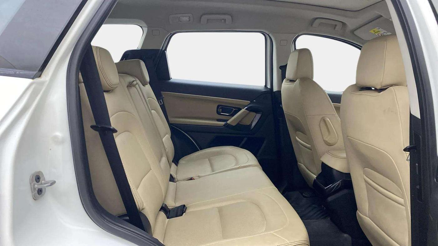 2022 Tata Safari XZ PLUS, Diesel, Manual, 66,755 km, Right Side Rear Door Cabin
