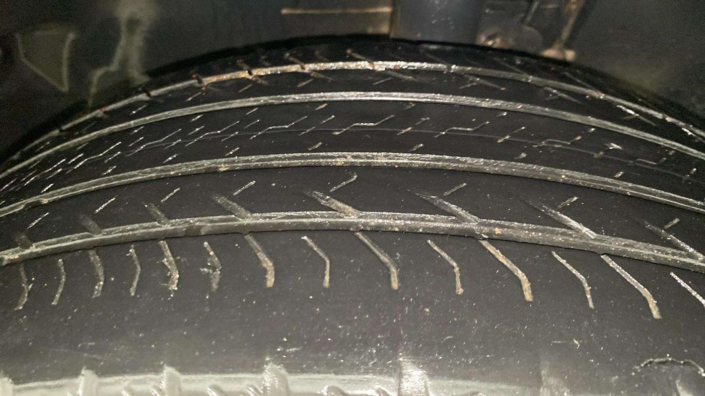 2022 Tata Safari XZ PLUS, Diesel, Manual, 66,755 km, Left Front Tyre Tread
