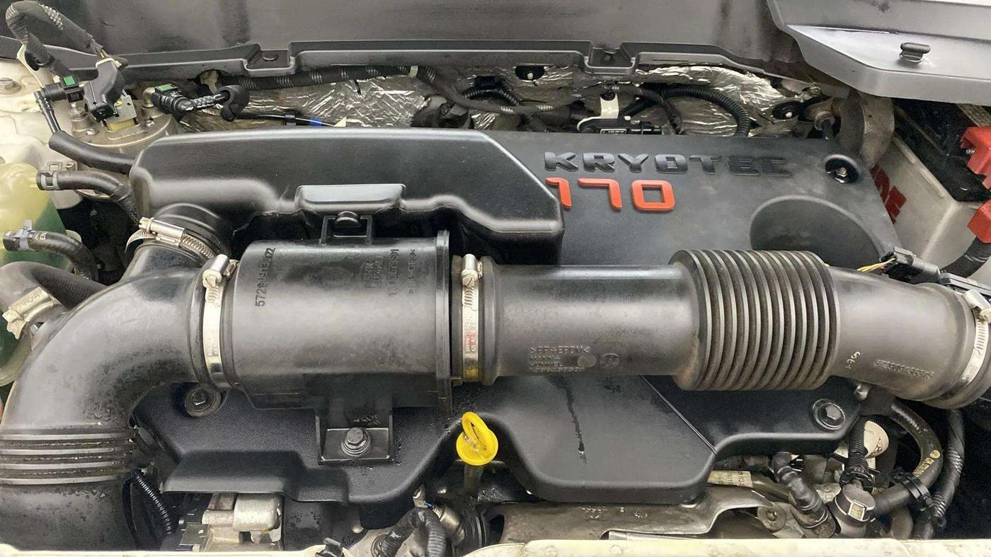2022 Tata Safari XZ PLUS, Diesel, Manual, 66,755 km, Engine View