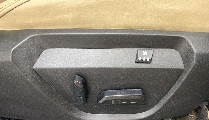 2022 Tata Safari XZ PLUS, Diesel, Manual, 66,553 km, Driver Side Adjustment Panel