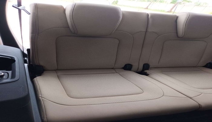 2022 Tata Safari XZ PLUS, Diesel, Manual, 66,553 km, Third Seat Row ( optional )