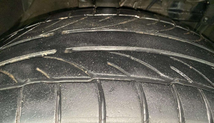 2022 Maruti Vitara Brezza VXI, Petrol, Manual, 22,887 km, Right Front Tyre Tread