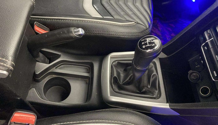 2022 Maruti Vitara Brezza VXI, Petrol, Manual, 22,887 km, Gear Lever