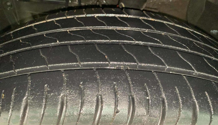 2022 Maruti Vitara Brezza VXI, Petrol, Manual, 22,887 km, Left Front Tyre Tread