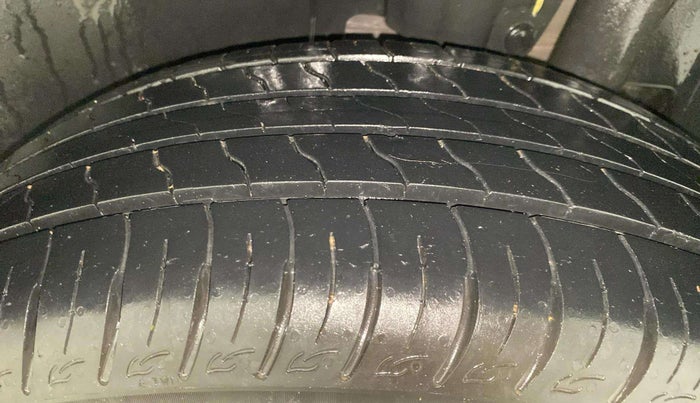 2022 Maruti Vitara Brezza VXI, Petrol, Manual, 22,887 km, Left Rear Tyre Tread