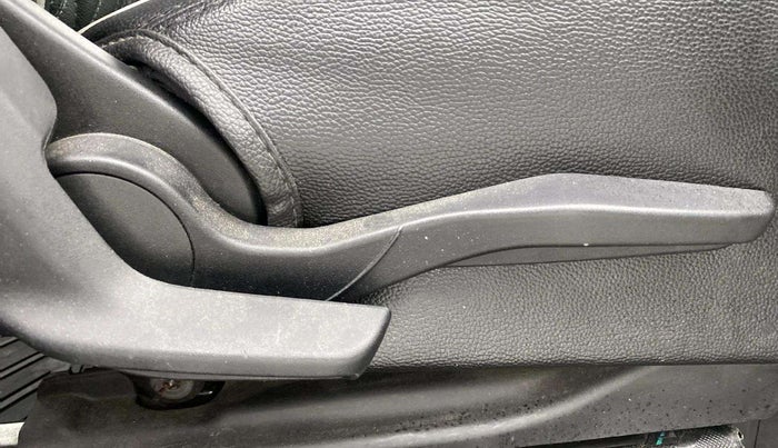 2019 Maruti Swift VXI, Petrol, Manual, 78,233 km, Driver Side Adjustment Panel