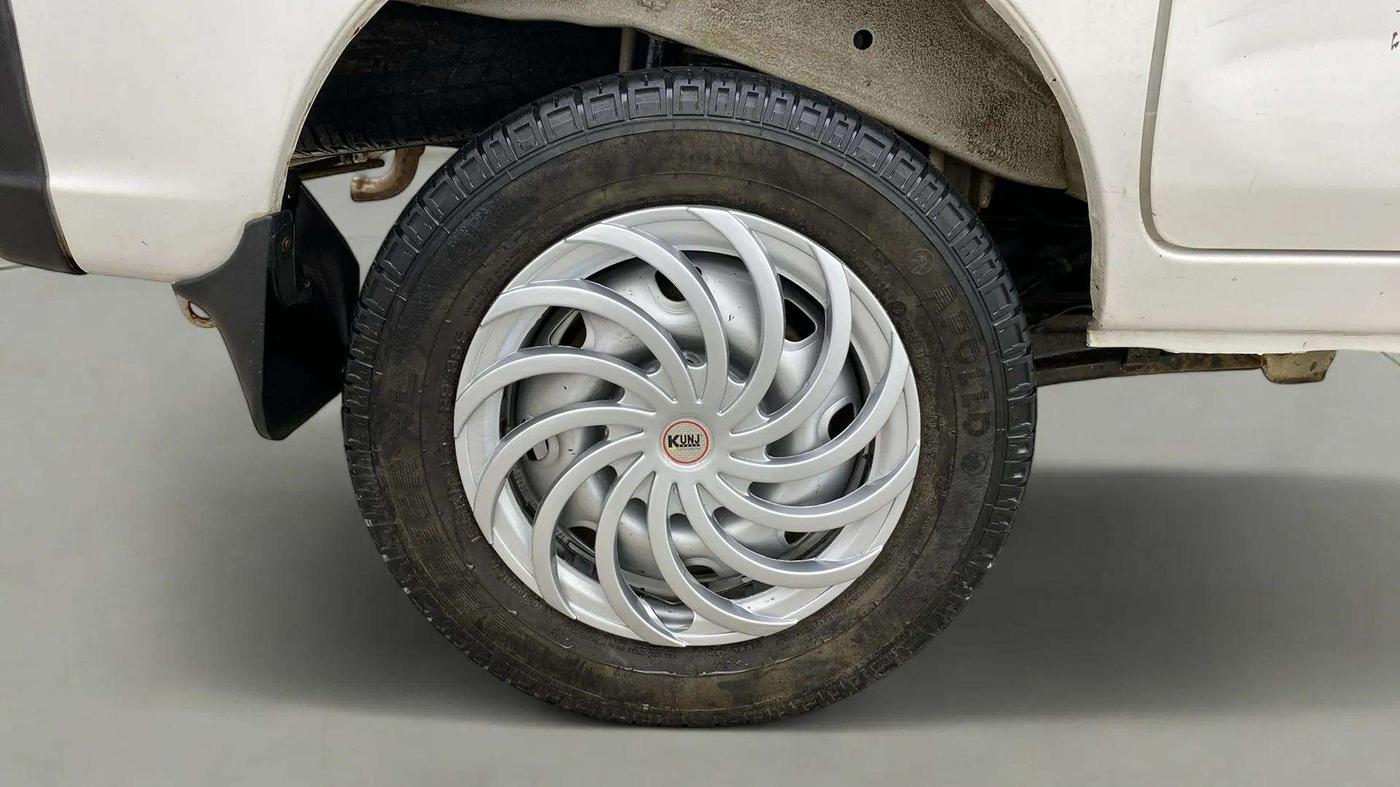 2020 Maruti Eeco 5 STR WITH A/C+HTR, Petrol, Manual, 22,918 km, Right Rear Wheel