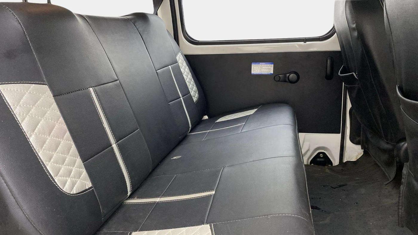 2020 Maruti Eeco 5 STR WITH A/C+HTR, Petrol, Manual, 22,918 km, Right Side Rear Door Cabin