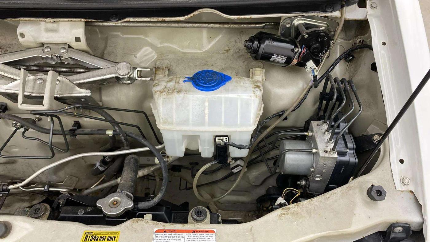 2020 Maruti Eeco 5 STR WITH A/C+HTR, Petrol, Manual, 22,918 km, Engine View - Left