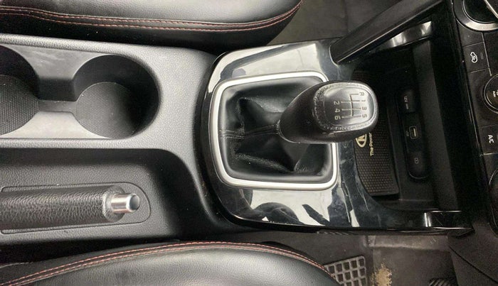 2019 KIA SELTOS HTK PLUS 1.5 DIESEL, Diesel, Manual, 42,097 km, Gear Lever