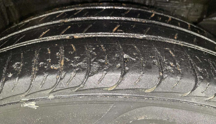 2019 KIA SELTOS HTK PLUS 1.5 DIESEL, Diesel, Manual, 42,097 km, Right Front Tyre Tread