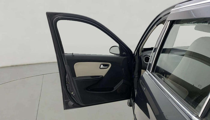 2021 Maruti Alto LXI CNG, CNG, Manual, 81,227 km, LHS Front Door