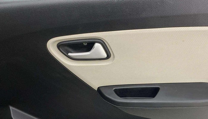 2021 Maruti Alto LXI CNG, CNG, Manual, 81,227 km, Driver Side Door Panels Control