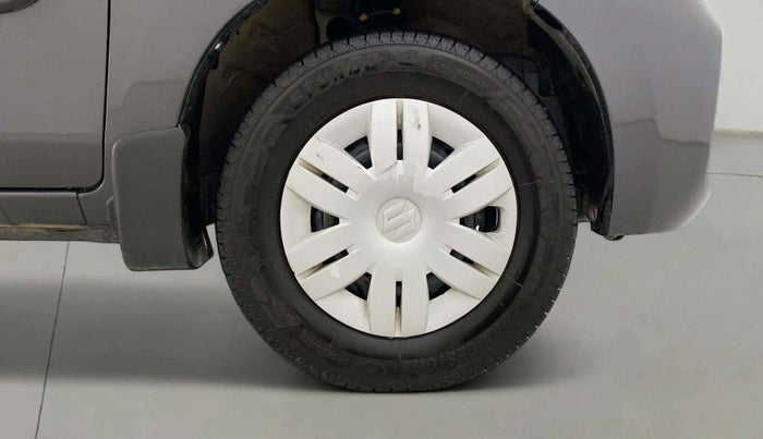 2021 Maruti Alto LXI CNG, CNG, Manual, 81,227 km, Right Front Wheel