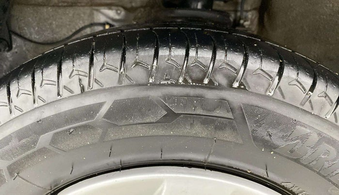 2021 Maruti Alto LXI CNG, CNG, Manual, 81,227 km, Left Front Tyre Tread