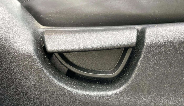2021 Hyundai NEW SANTRO SPORTZ AMT, Petrol, Automatic, 7,166 km, Driver Side Adjustment Panel