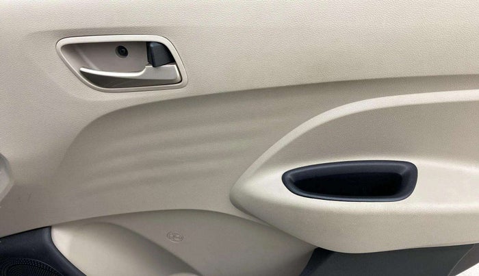2021 Hyundai NEW SANTRO SPORTZ AMT, Petrol, Automatic, 7,166 km, Driver Side Door Panels Control