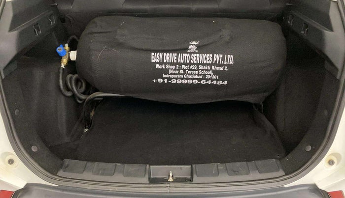 2019 Tata NEXON XM PETROL, CNG, Manual, 65,596 km, Boot Inside
