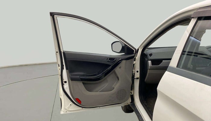 2019 Tata NEXON XM PETROL, CNG, Manual, 65,596 km, LHS Front Door