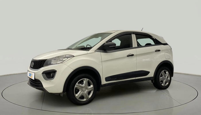 2019 Tata NEXON XM PETROL, CNG, Manual, 65,596 km, Left Front Diagonal