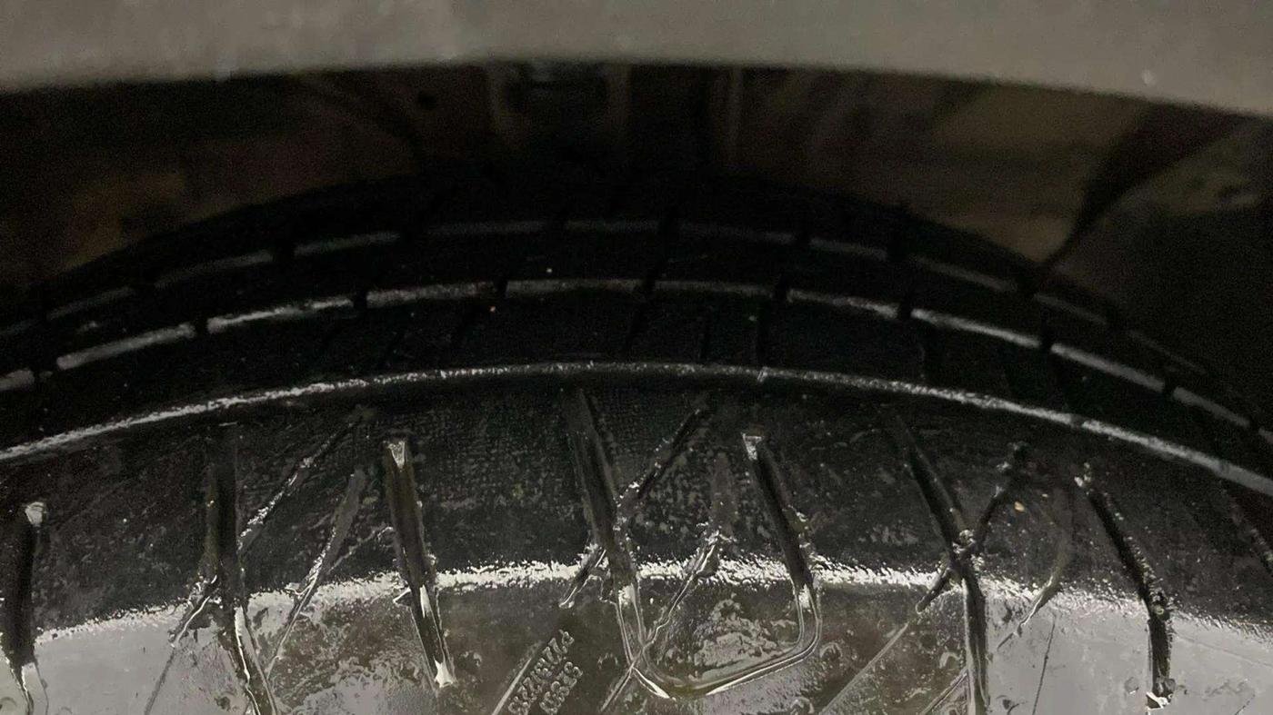 2019 Hyundai Creta SX 1.6 PETROL, Petrol, Manual, 49,126 km, Right Front Tyre Tread